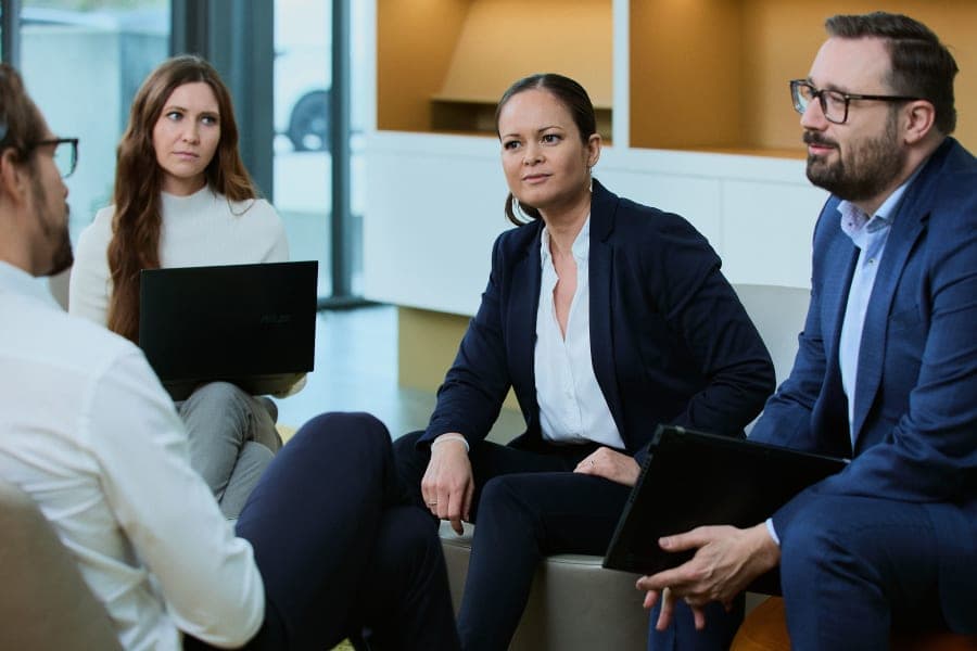 Ein umfassender Leitfaden zu den Arten von ERP-Systemen und den benötigten ERP-Experten